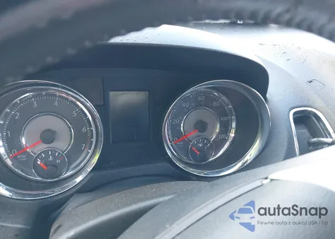 2012 Chrysler Town & Country Touring from USA, damaged, VIN 2C4RC1BGXCR140369